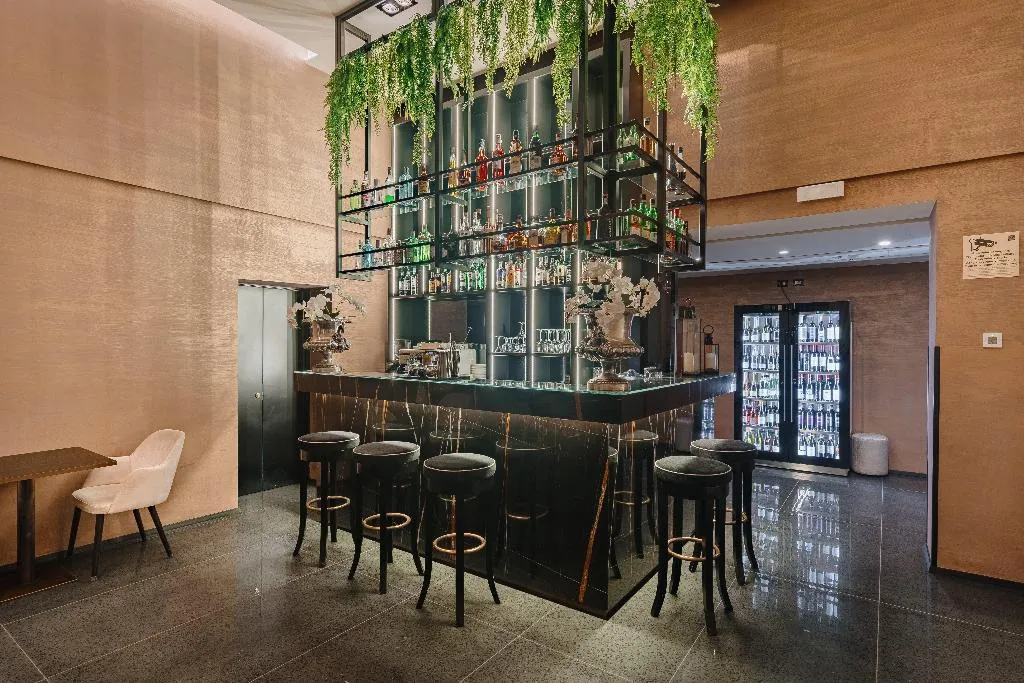 Bar, Vignette Collection The Venice Times Hotel By IHG, Venice