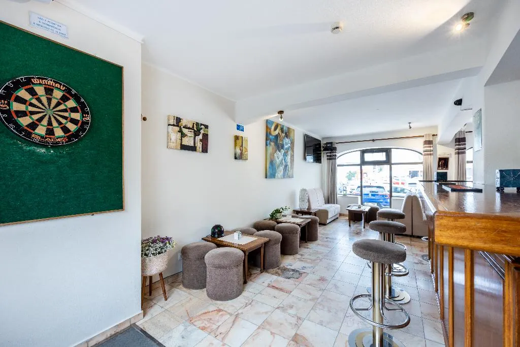 Bar, Salema Beach Hotel, Algarve