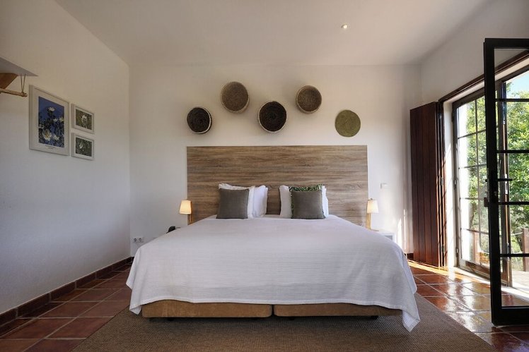 Vale Fuzeiros Nature Guest House, Algarve