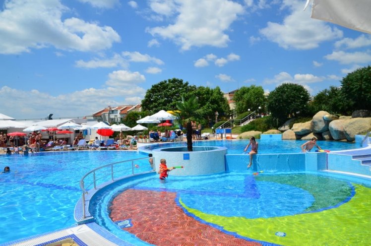 Sineva Beach, Bourgas