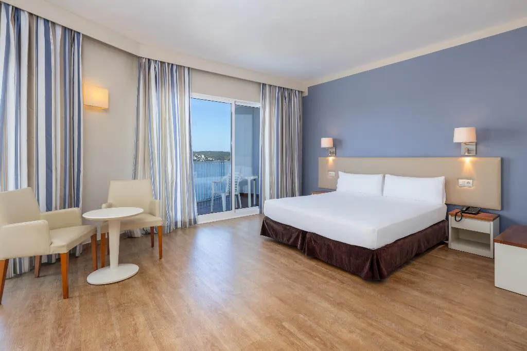 Double or Twin SUPERIOR SIDE SEA VIEW Room, Agamenon, Menorca
