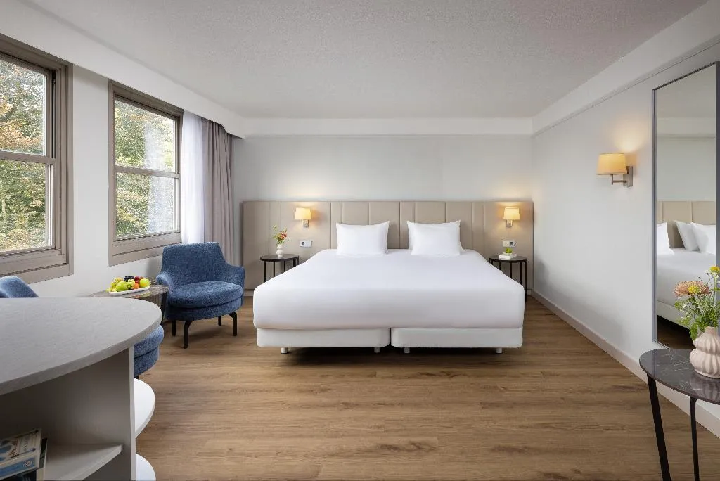 JUNIOR SUITE STANDARD Room, NH Bussum Jan Tabak, Amsterdam