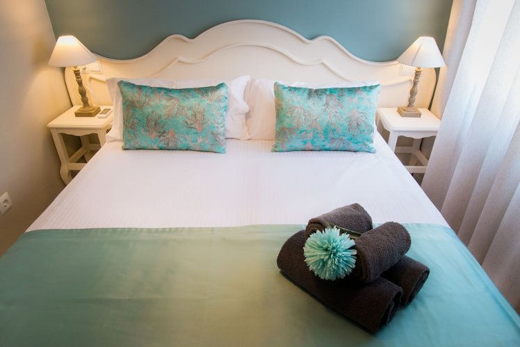 Holidays2Malaga Suites Apartments, Costa Del Sol