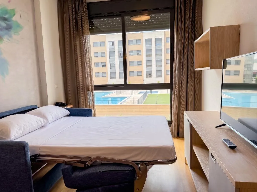APARTMENT CAPACITY 3 Room, Compostela Suites, Madrid