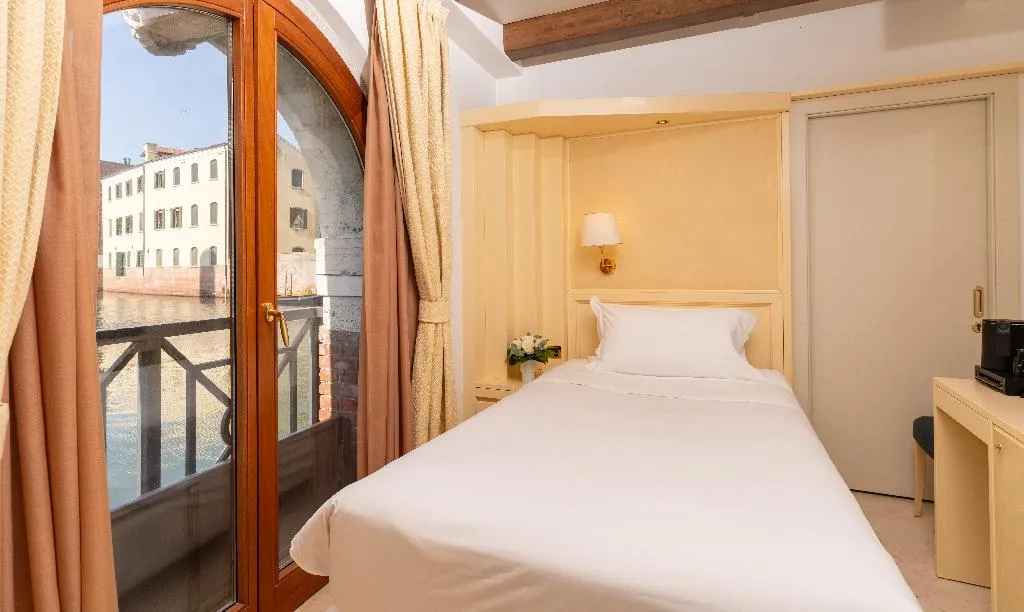 SINGLE STANDARD Room, Hotel Giudecca Venezia, Venice