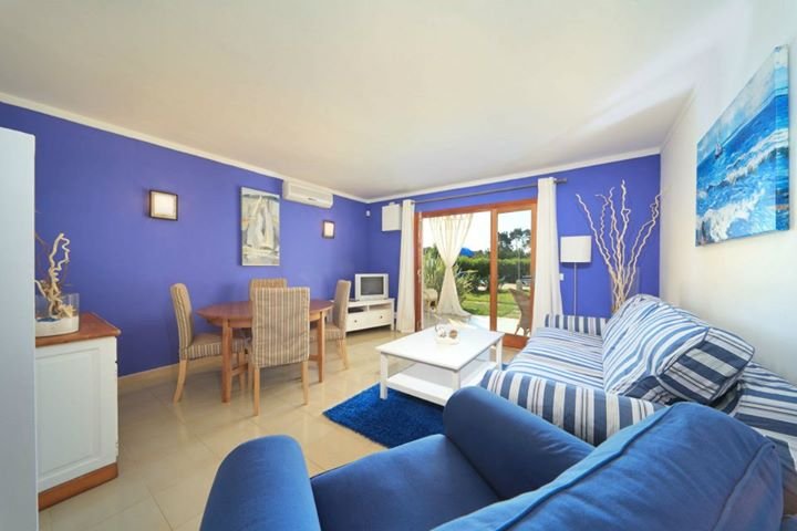 Exterior, Leo Apts., Majorca