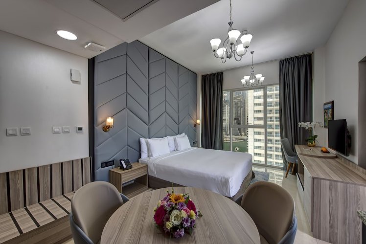Royal Regency Suites Dubai Marina, Dubai