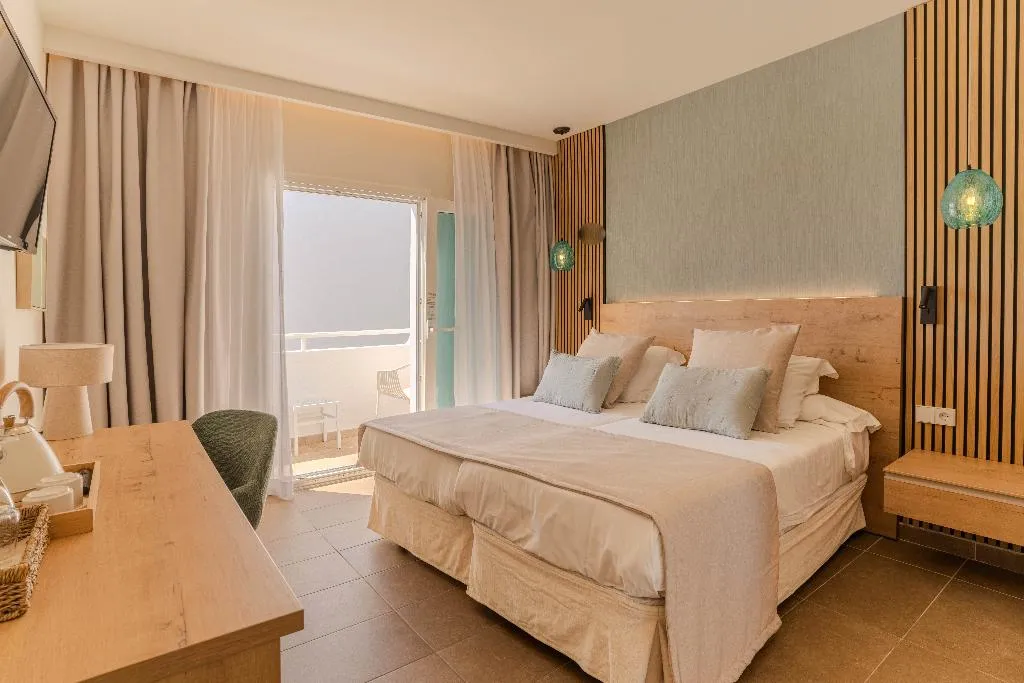 Room, Cala d'Or, Majorca