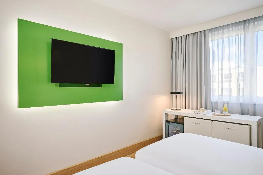 DOUBLE STANDARD Room, NH Berlin Potsdamer Platz, Berlin