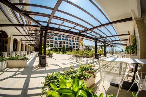 Prestige Fort Beach, Bourgas