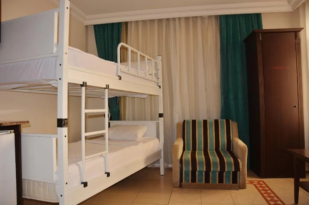 FAMILY ROOM CONNECTING ROOM Room, Kleopatra Royal Palm Hotel, Antalya