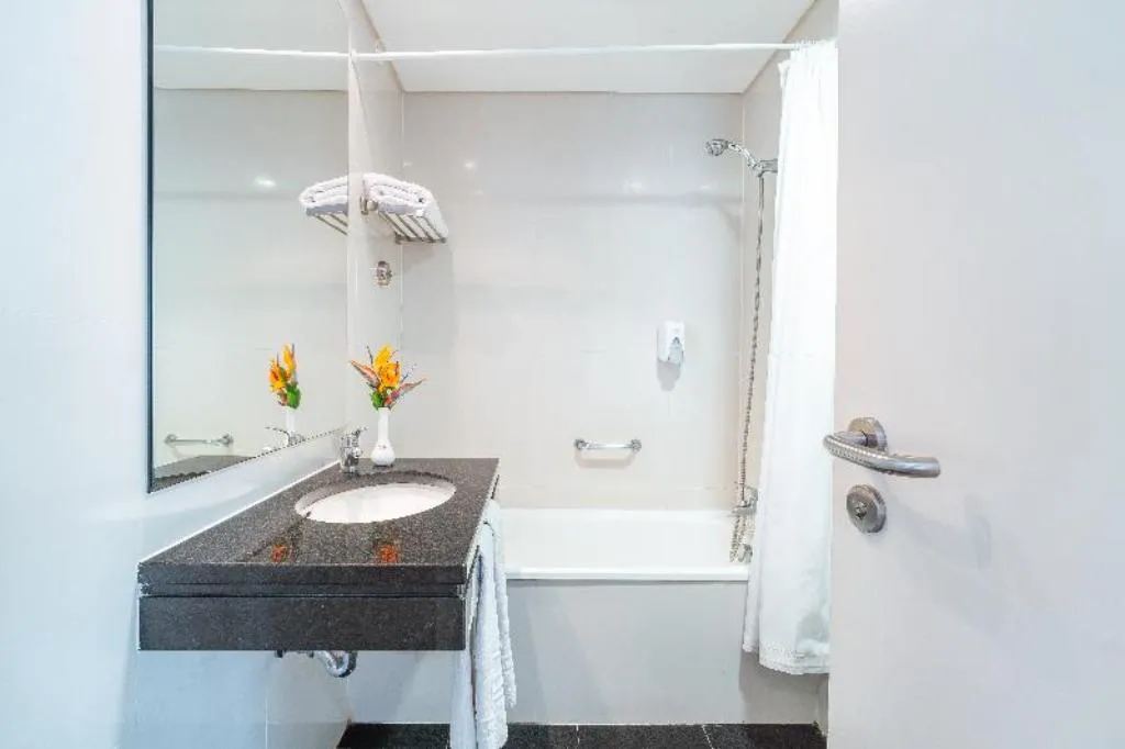 Double or Twin SUPERIOR BEACH FRONT Room, Muthu Raga Madeira Hotel, Madeira