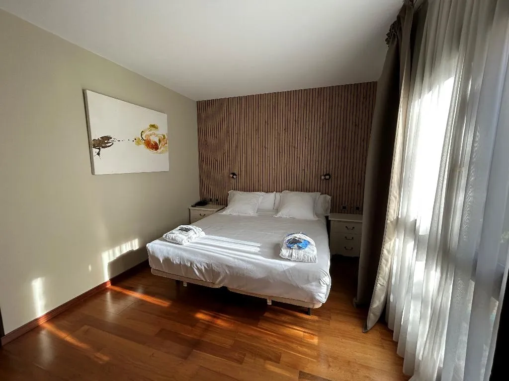 DOUBLE SUPERIOR Room, Hotel Blancafort Spa Termal, Barcelona