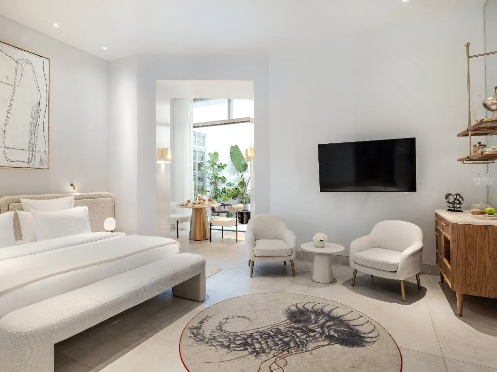 JUNIOR SUITE SUPERIOR KING BED Room, THE DOLLI at Acropolis, A Hotel to Live, Athens
