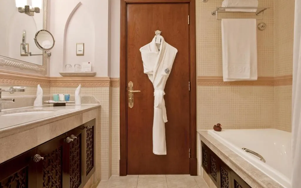 APARTMENT TWO BEDROOMS Room, Arjaan by Rotana – Dubai Media Vity, Dubai