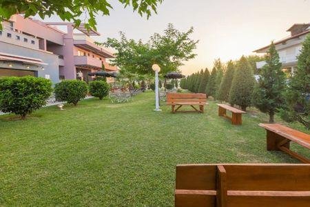 Yakinthos Hotel, Thessaloniki