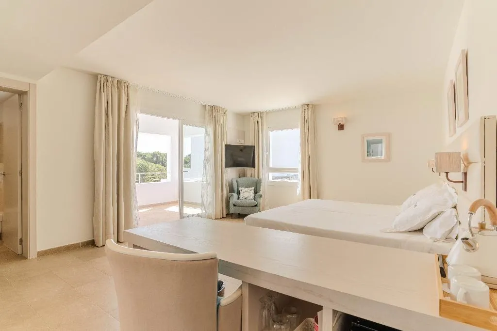 Room, Cala d'Or, Majorca