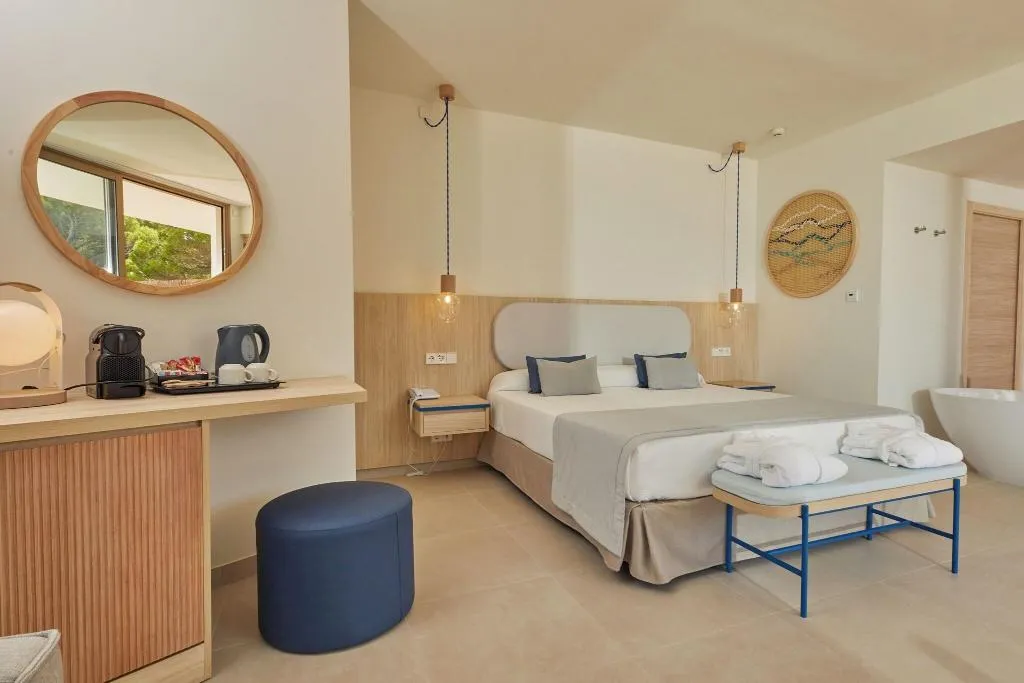 Room, Tui Blue Victoria Menorca, Menorca