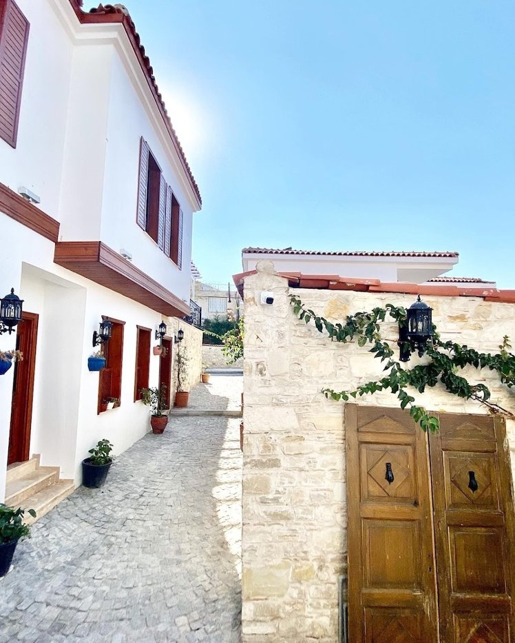 Villa Ephesus, Izmir