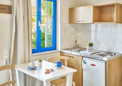 Maistrali Sea View Apartments, Crete