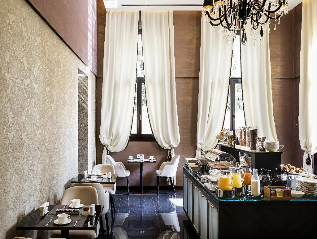 Bar, Vignette Collection The Venice Times Hotel By IHG, Venice