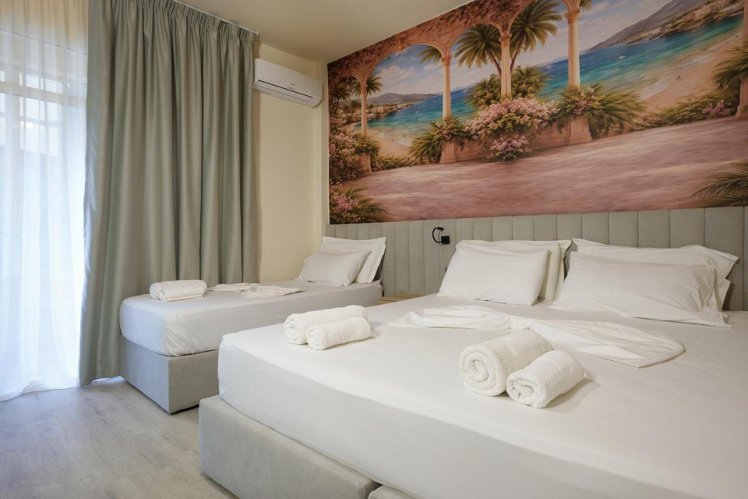 Sunset Hotel, Durres