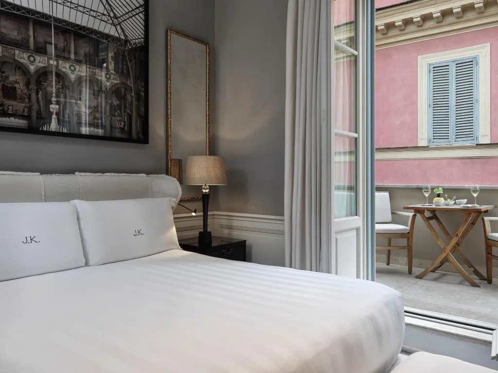DOUBLE SUPERIOR Room, J.K. Place Roma - The Leading Hotels o/t World, Rome