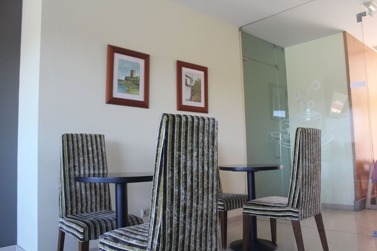 Hotel Dom Afonso Moncao, Porto