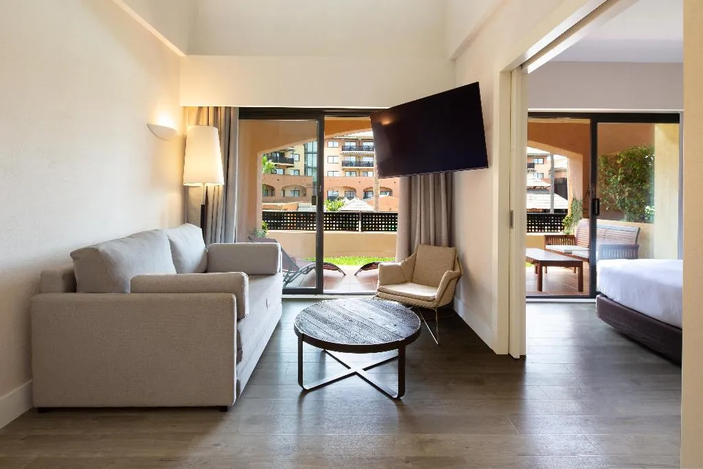 SUITE KING BED TWO BEDROOMS Room, DoubleTree by Hilton Islantilla Beach Golf Resort, Costa De La Luz