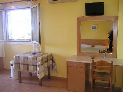 Pitas Studios, Kefallinia