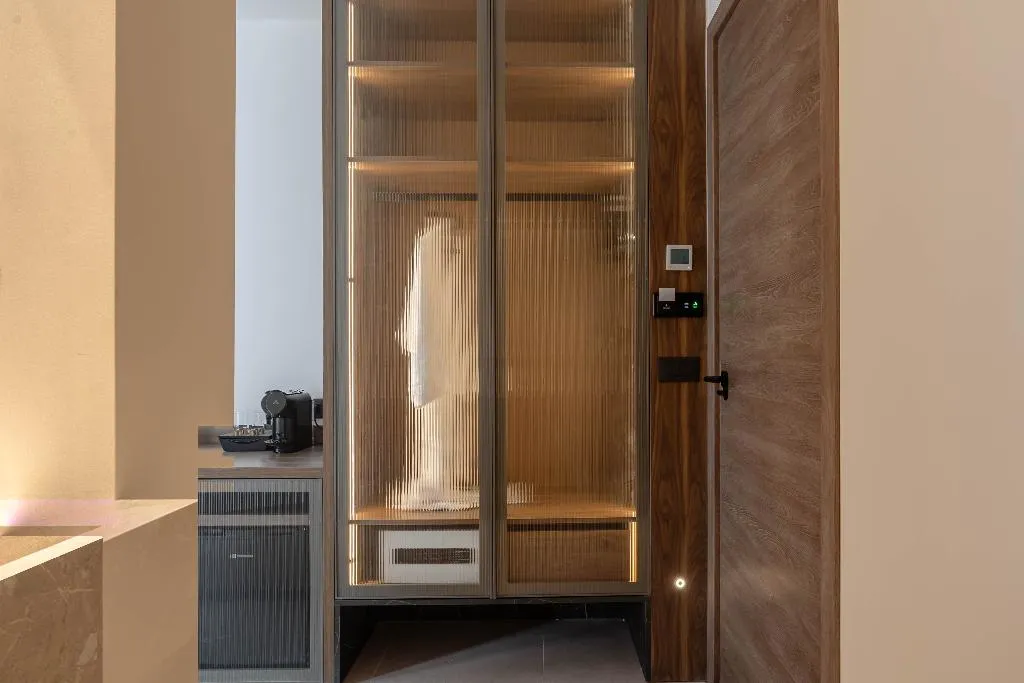 JUNIOR SUITE STANDARD Room, Nesean Plaza, Crete