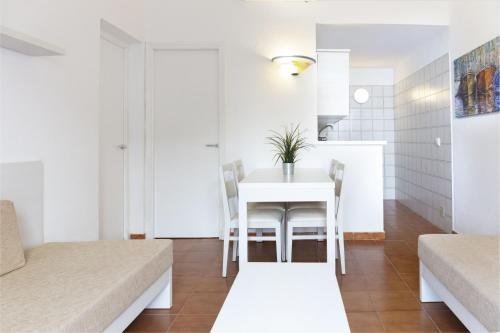 Aparthotel Flora Park, Menorca