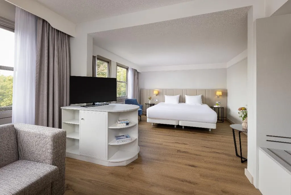 JUNIOR SUITE STANDARD Room, NH Bussum Jan Tabak, Amsterdam