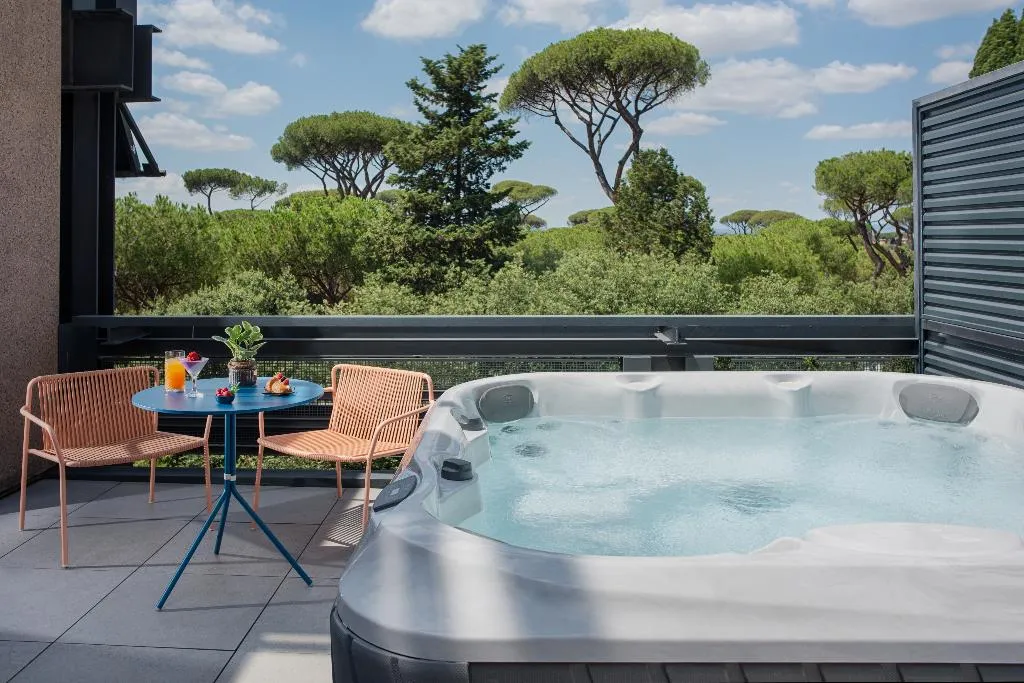 JUNIOR SUITE WITH TERRACE Room, nhow Roma Vittorio Veneto, Rome