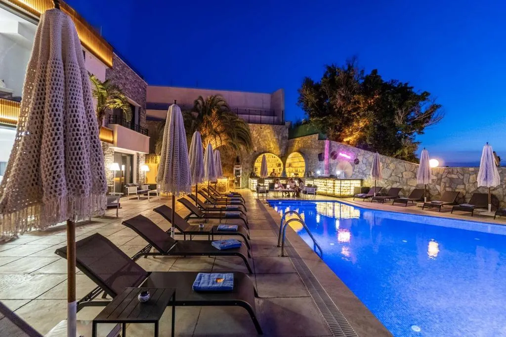 Sports and Entertainment, Bombien Yalikavak, Bodrum