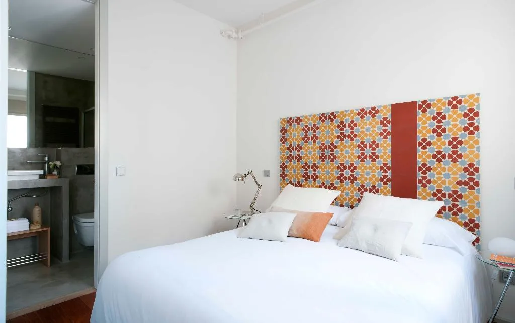 APARTMENT THREE BEDROOMS TWO BATHROOMS Room, Eric Vokel Madrid Suites, Madrid