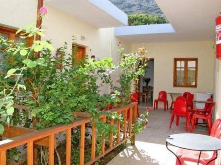 Litsa Efi, Crete