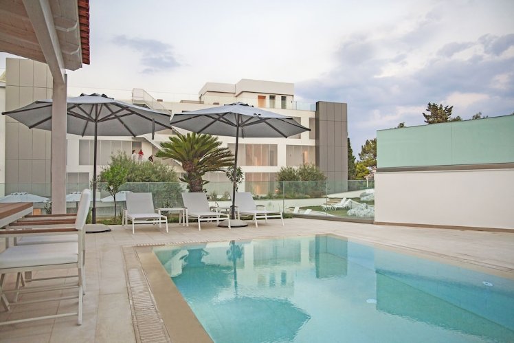 Ray Hotel, Corfu