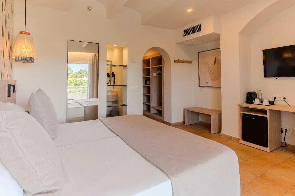 Room, Cala d'Or, Majorca