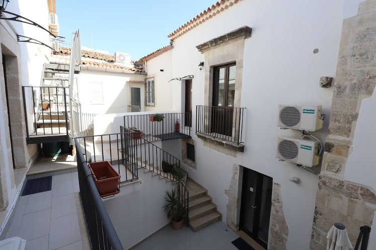 Atrio B&B, Catania