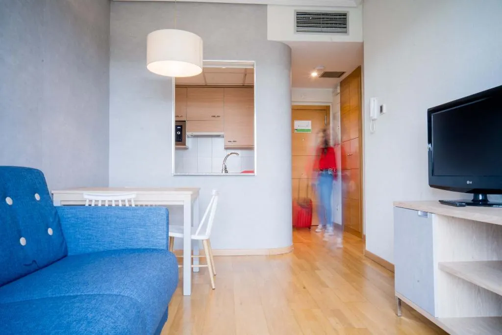 Room, Compostela Suites, Madrid