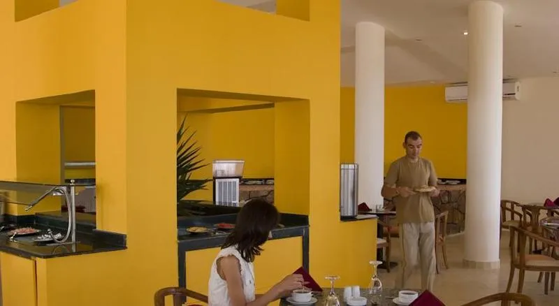 Restaurant, Wadi Lahmy Azur Resort, Red Sea Riviera