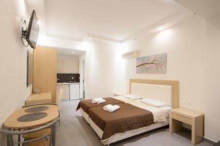 Alexis Villa, Skiathos