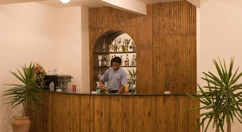 Bar, Wadi Lahmy Azur Resort, Red Sea Riviera