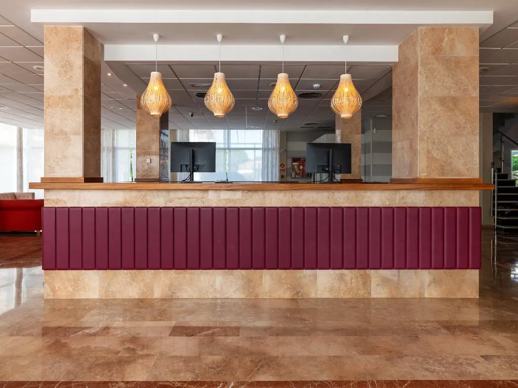 Lobby, Agamenon, Menorca