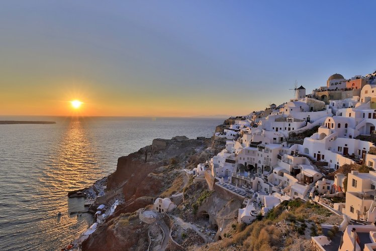 Oia Castle Luxury Suites, Santorini