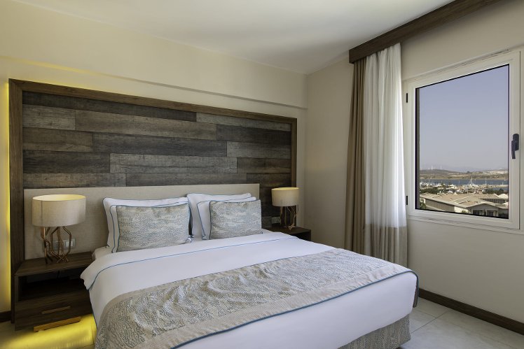 Design Plus Seya Beach, Izmir