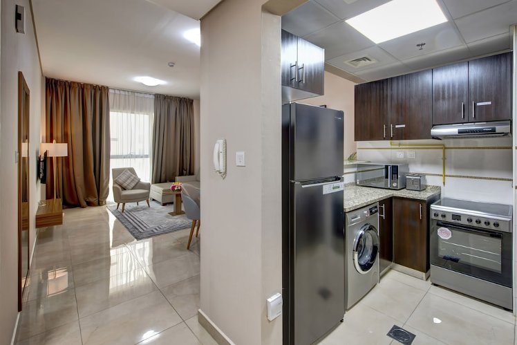 Royal Regency Suites Dubai Marina, Dubai