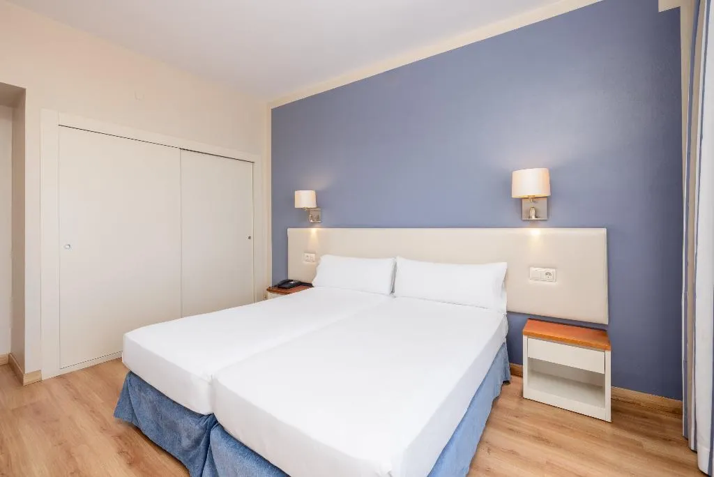 Double or Twin SIDE SEA VIEW Room, Agamenon, Menorca