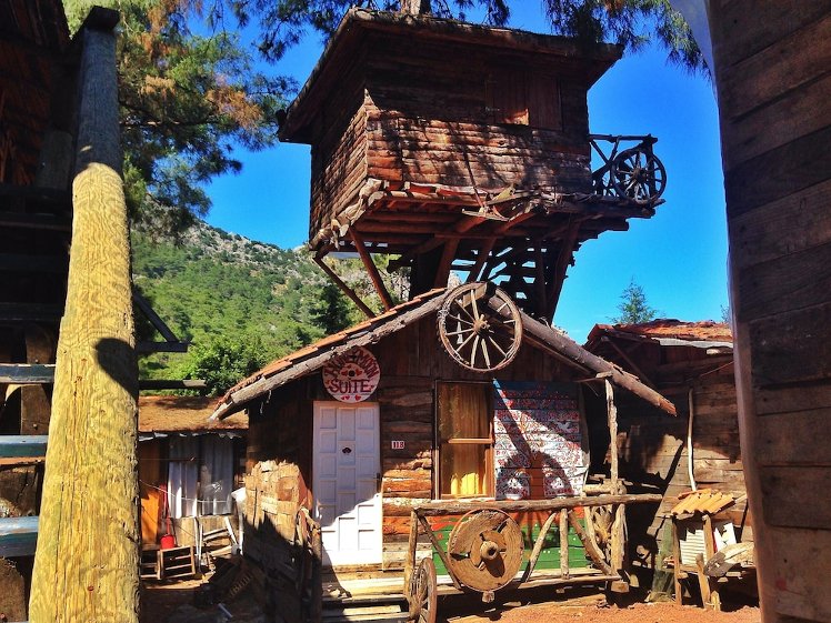 Kadir's Tree House, Antalya